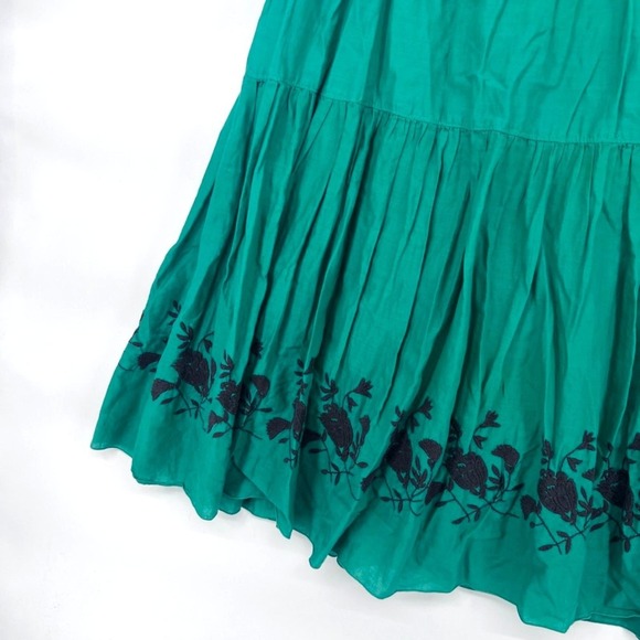 Old Navy Boho Ruffled Aline Smocked Waist Embroidered Floral Hem Skirt Size SM - Picture 4 of 9